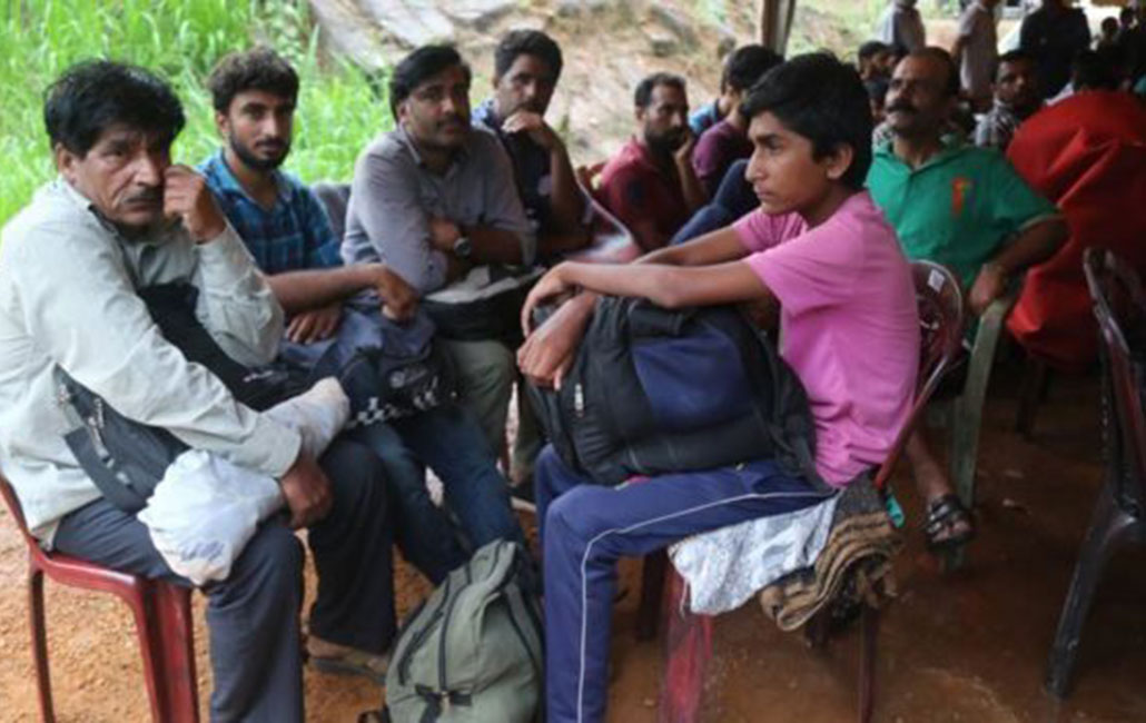 විරෝධතා මැද මෙරට විදෙස් සරණාගතයන් වවුනියාවට !