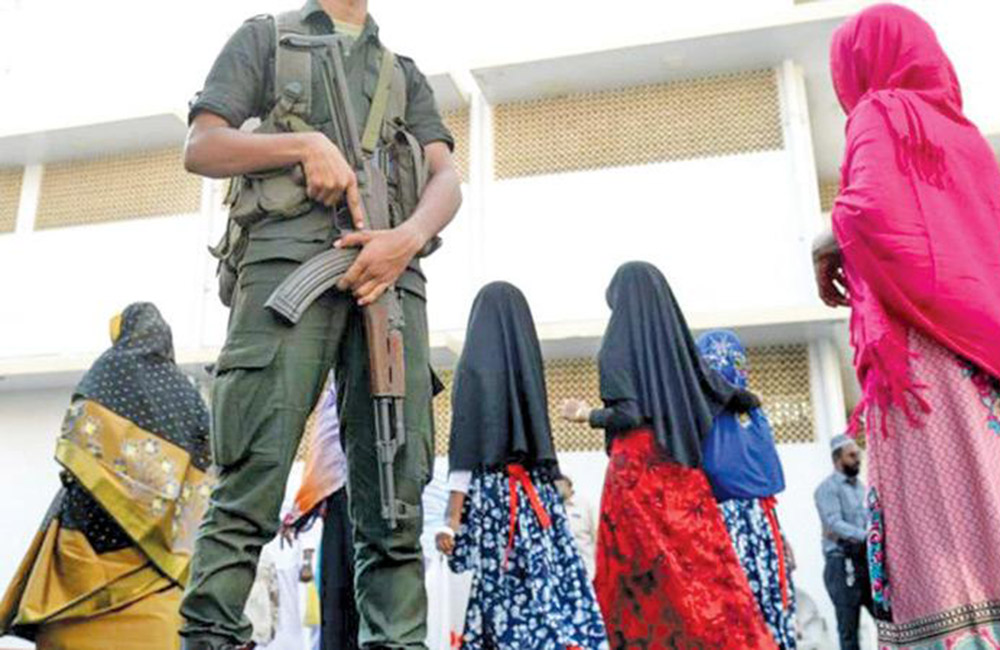 බුර්කා - නිකාබ් ඡන්ද පොළට තහනම්