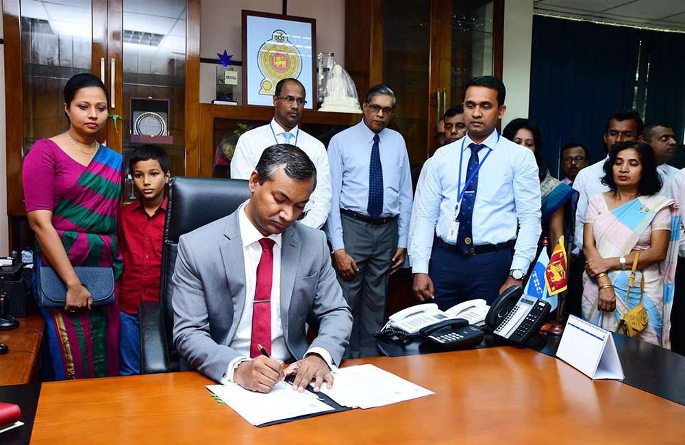 විදුලි සංදේශ නියාමන කොමිෂන් සභාවේ නව අධ්‍යක්ෂ ජනරාල් ඕෂද සේනානායක 