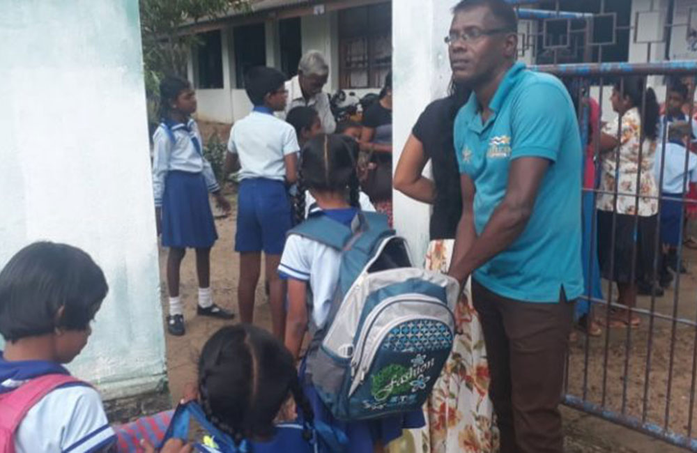 ගෝඨා පාසල්වල භීතිය පතුරවයි : මාතර මෙහෙයුම මෙන්න !