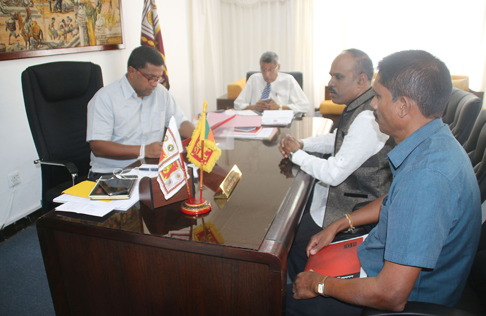 ඥානසාර හිමිට නිදහස ඉල්ලා : හින්දු සම්මේලනයෙන් මෛත්‍රීට ලිපියක් !