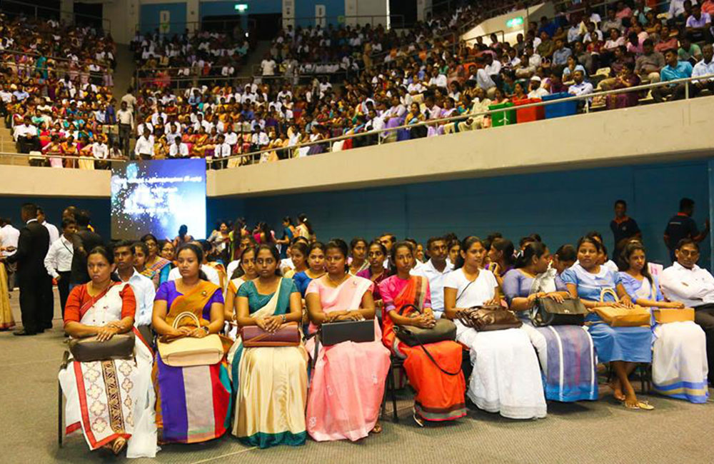 සිරිසේන - වීරවංශ දෙන්නා 4500ක් රවට්ටලා : පත්වීම් සියල්ල නීති විරෝධීයි !