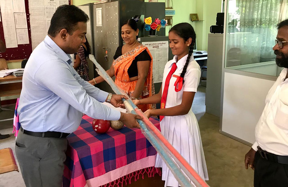 උඩුගම විද්‍යානන්ද යට මනුෂගෙන් ක්‍රීඩා උපකරණ !