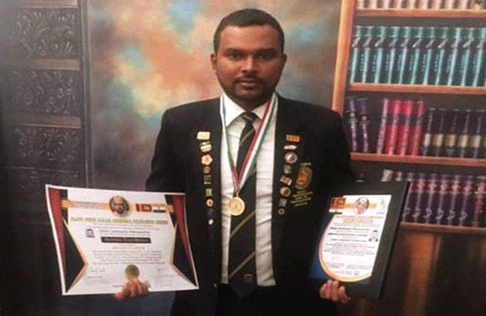 රැක ගනිමු ක්‍රීඩාව එකමුතුව සංවිධානයේ කැඳවුම්කරු දිලූකට ගෞරව සම්මානයක් !