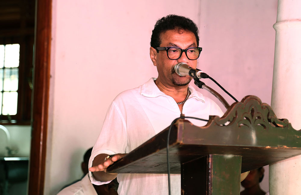 දඹදෙණියේ සංවර්ධනය වෙනුවෙන් එකතුවෙලා වැඩකරමු - රූකාන්ත
