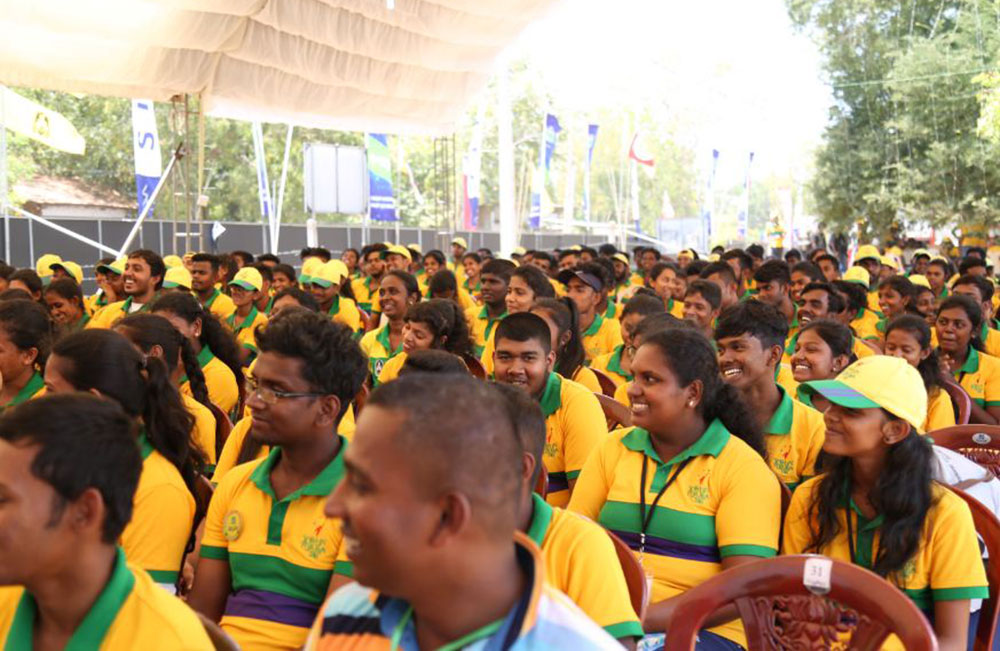 අහන්න යොවුන්පුරයේ !