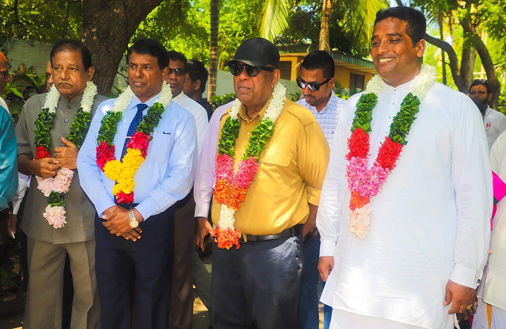 DLB  සාර්ථක අලෙවි ප්රවර්ධන වැඩසටහනක : උතුරේ අලෙවි නියෝජිතයන් අගයයි !