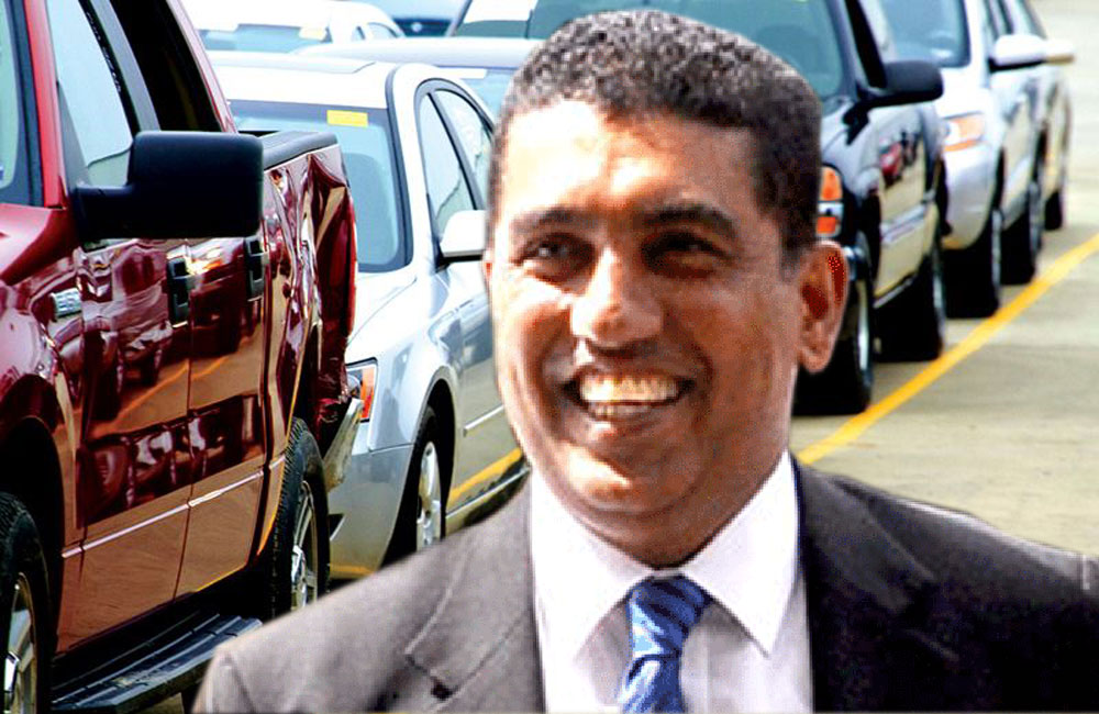 ගාලුපාරේ ට්‍රැෆික් අඩුකරන්න : ඇමති ජොනී වැඩට බහියි !