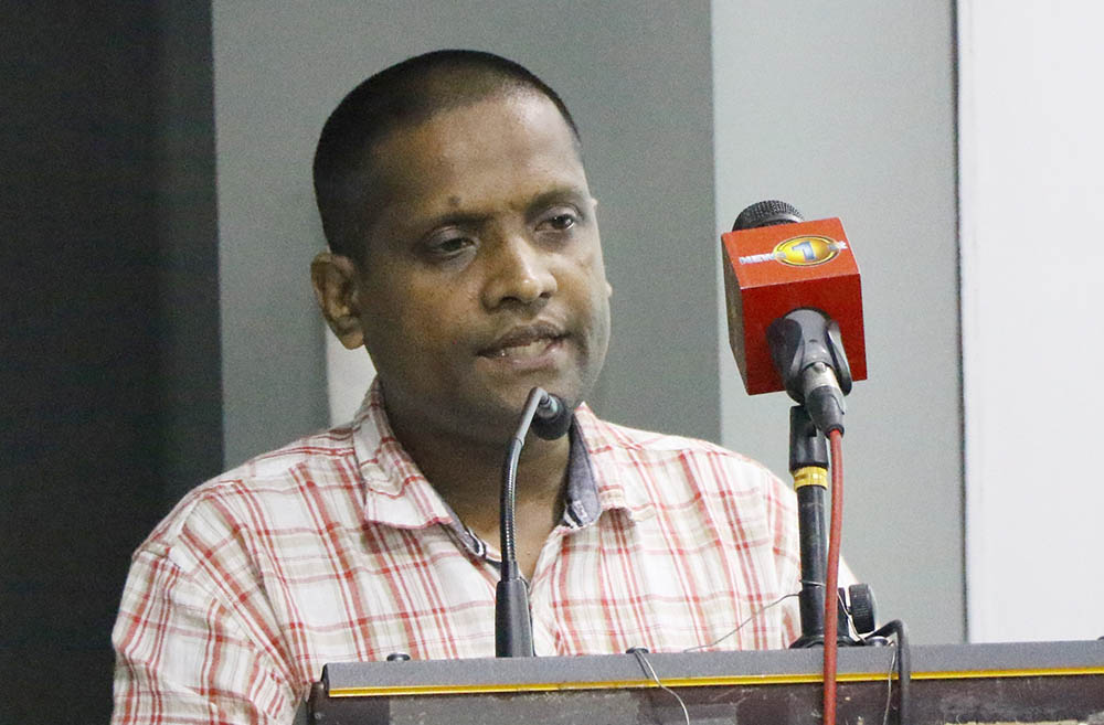 6 දුමින්ද සමිිපත්