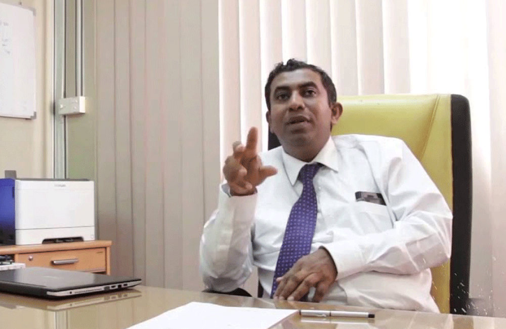 දූෂණ චෝදනා තිබියදීම : විදුලි පුද්ගලික සමාගමේ ලොකු පුටුවක් වෙනුවෙන් සාදයක් !