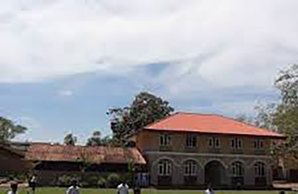 කඩා දැමූ 'රාජ සභා මන්දිරයේ' ඇත්ත කතාව - නිමේෂ තිවංකර සෙනෙවිපාල විසිනි !