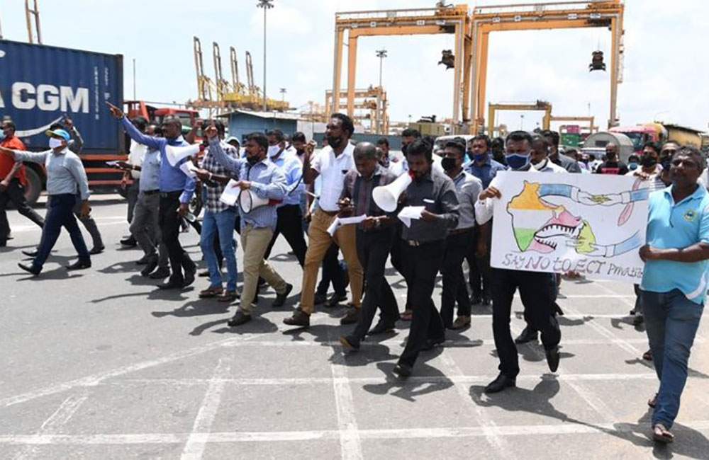 ගෝඨාභය පත්කළේ මේවා රකින්න මිසක් විකුණන්න නෙවෙයි !