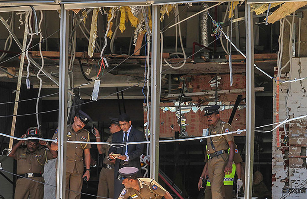 ක්ලෝසස් සමාගමට තඹ දෙන්න ලියුම් දුන්න අය හෙළිවෙයි : ඒත් රියාජ් ඇතුලේ !