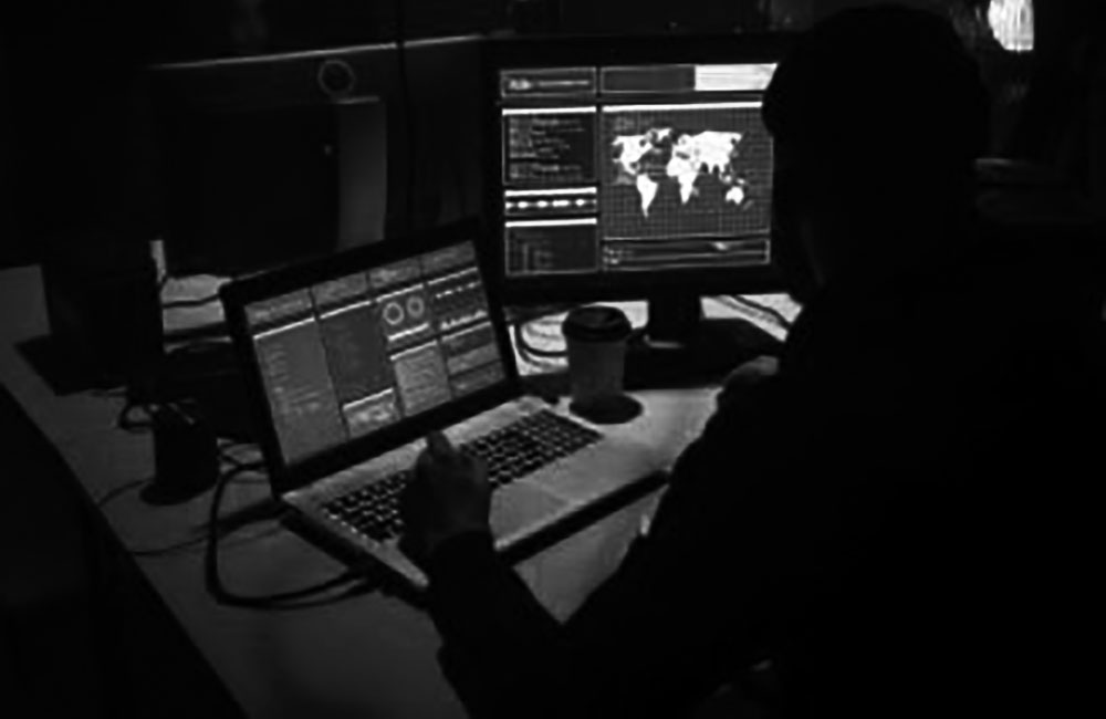 ජනතාවගේ පෞද්ගලික තොරතුරු රැස්කරන : කම්කරු දෙපාර්තුමේන්තුවේ වෙබ් අඩවියට සමාන වෙබ් අඩවියක් !