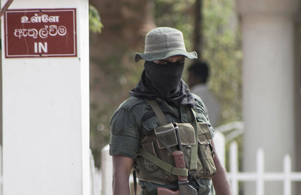 උපාධිධාරී රැකියා දීමටත් හමුදාව මැදිහත් වෙයි !