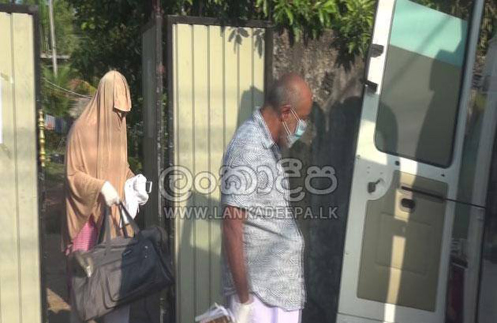 අටුළුගම ගම වහපු කොරෝනා  ආසාදිතයාගේ : පියා සහ සහෝදරියත් රෝහලේ !