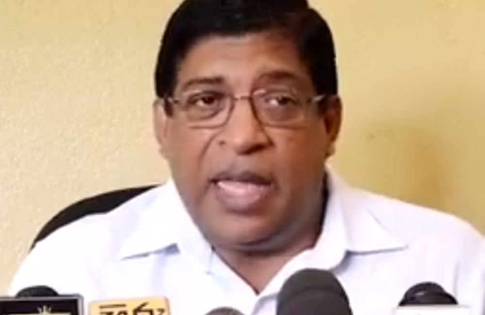 හිටපු ඇමැති  රවී : දුරකතන සමාගම් වලින් සහන ඉල්ලයි ! (වීඩියෝ )