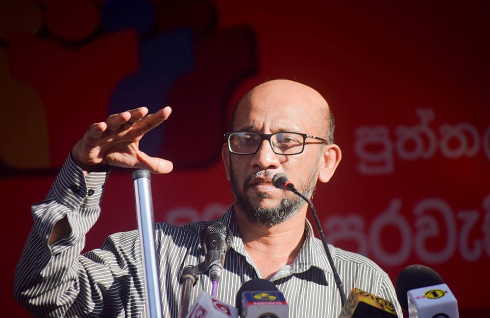 සෞඛ්‍ය කාර්ය මණ්ඩල වලට අවශ්‍ය උපකරණ සහ ඇඳුම් සපයා නෑ - සෞඛ්‍ය වෘත්තීය සමිති 