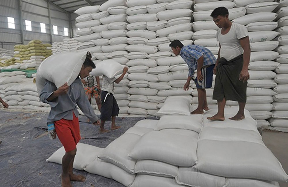 නීතියට අනුගත නැති හාල් මෝල් පවරා ගන්න : රජයට යෝජනාවක් !