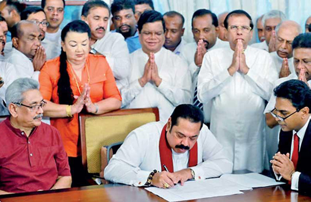  ඒකාධිපතිවාදය ද ? ප්‍රජාතන්ත්‍රවාදය ද ? : තෝරා ගැනීම ජනාධිපති සතුයි - සුනන්ද දේශප්‍රිය 