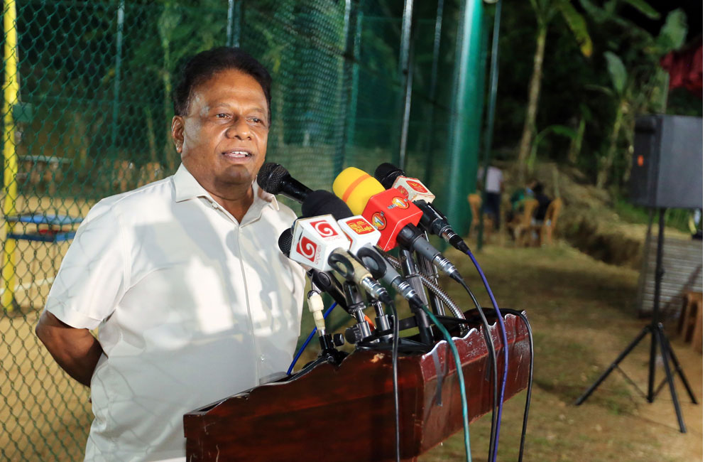 ජුනි 26, ජාතික බලශක්ති දිනය කර අලුත් බලශක්ති සැලැස්මක් හදනවා - අමාත්‍ය ඩලස්