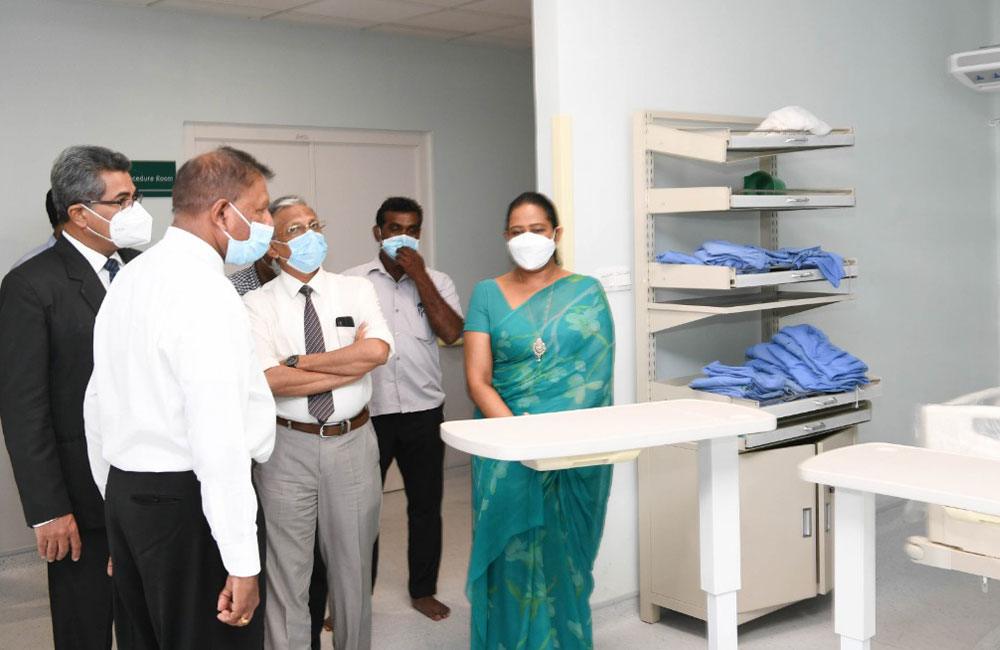 කොවිඩි අසාධ්‍ය රෝගීන්ට KDU රෝහලේ ICU පහසුකම් - සෞඛ්‍ය අමාත්‍ය පවිත්‍රා