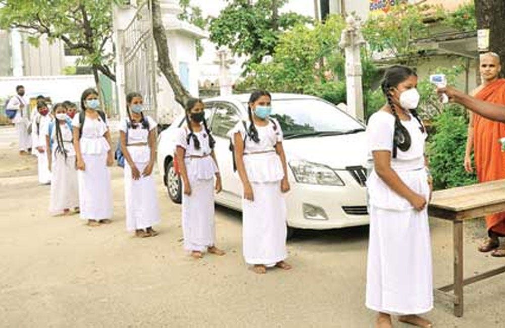 දහම් පාසල් නැවත ආරම්භ කිරීමේ තීරණයක්