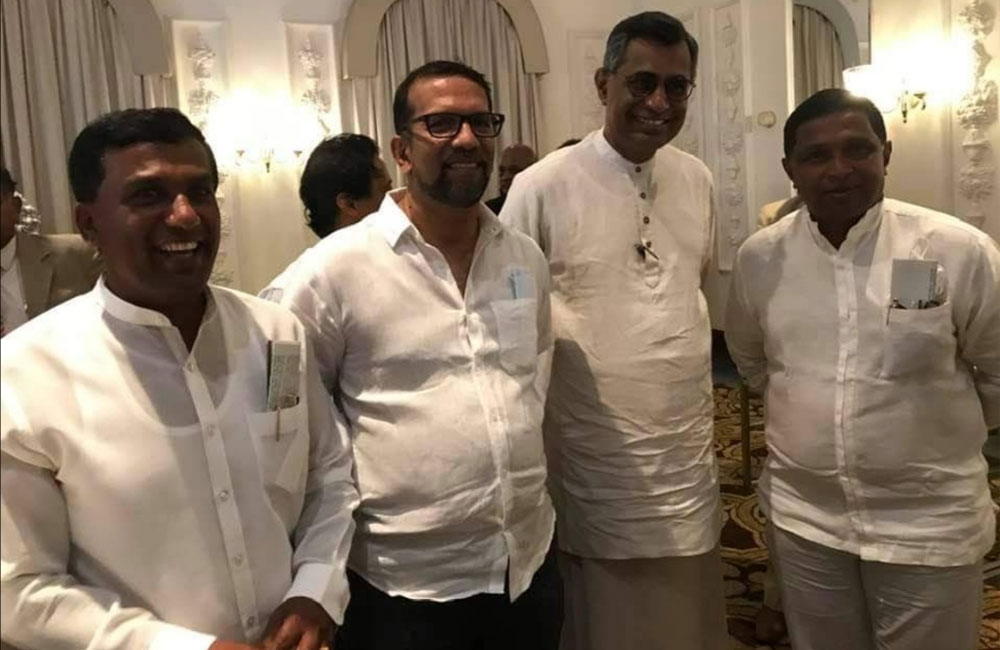 ප්‍රේමදාස දේශපාලනය වාෂ්පයි : 43 සේනාංකයේ මංගල ප්‍රකාශය එළිදැක්වෙයි !