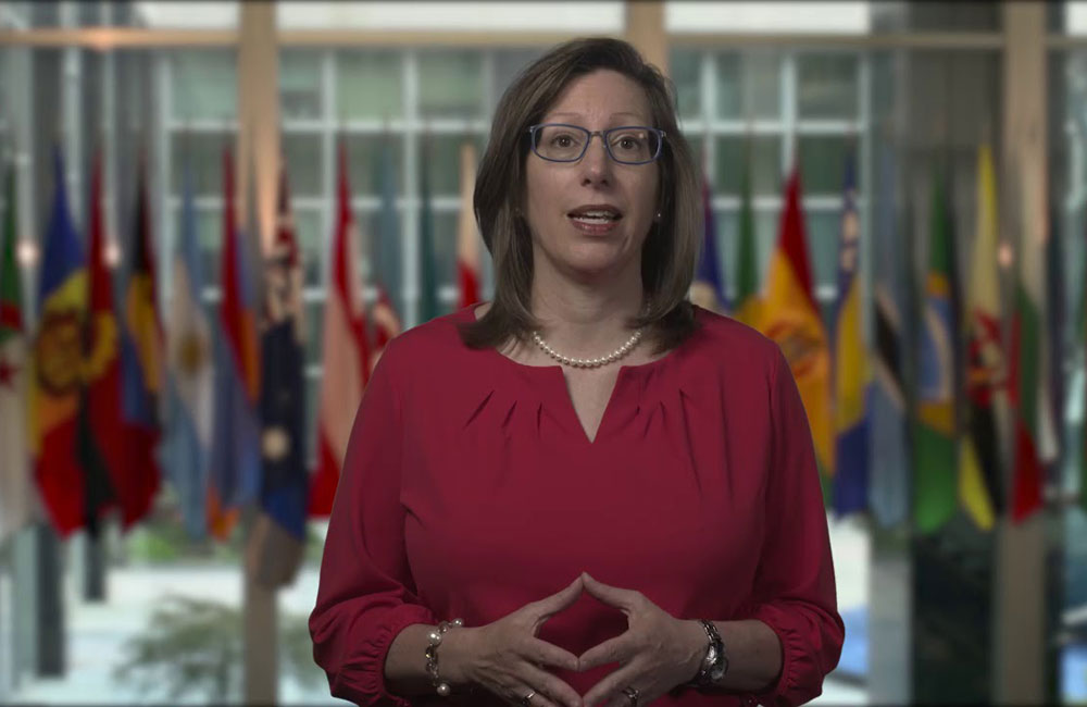 ඇමරිකාවේ මොකද වුණේ ? තානාපතිනියගෙන් නිවේදනයක් !