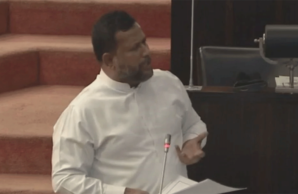 '' වැරැද්දක් කර තිබේනම් මට මරණ දණ්ඩනය වුනත් දෙන්න.'' - රිෂාඩ් බදියුදීන්