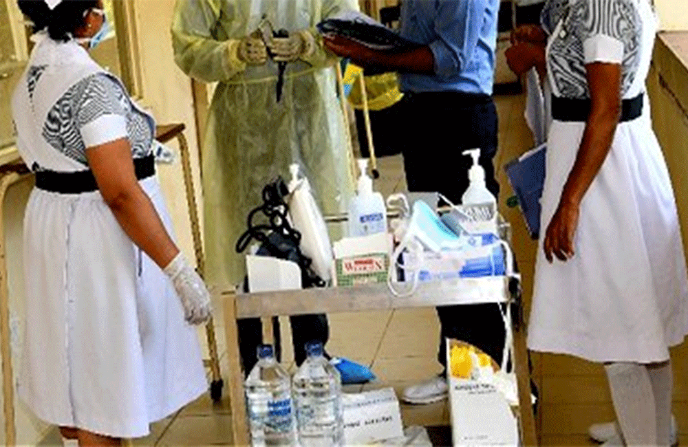 වෛද්‍යවරුන් අපකීර්තියට පත්වෙලා - සෞඛ්‍ය කාර්‍ය මණ්ඩල අතර ගැටුම් : වරද ආණ්ඩුවේ !