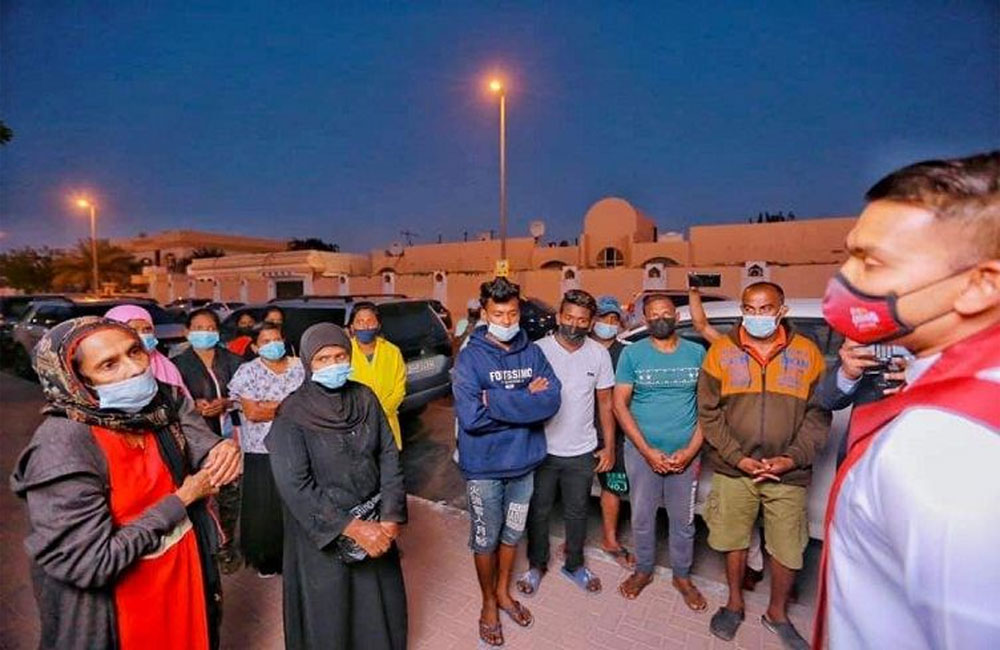 ඩුබායි හා අබුඩාබිහි අවතැන්ව සිටි ලාංකිකයන් ඇමති නාමල්ගේ මැදිහත්වීමෙන් දිවයිනට