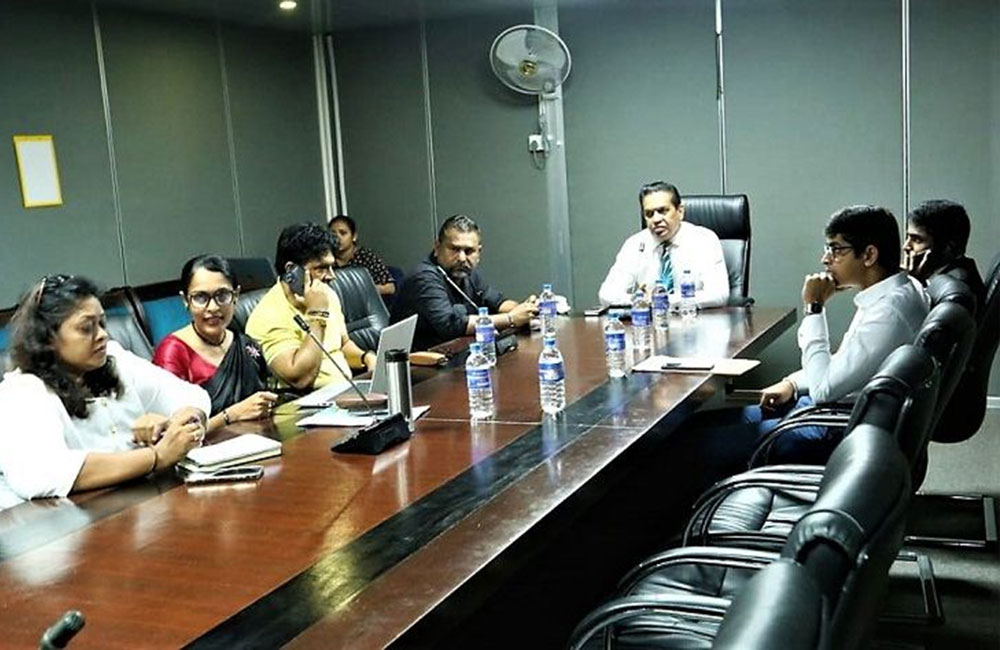 තරුණයින්ට නායකත්ව පුහුණුව සමගින් දේශපාලන ඇකඩමියක් 