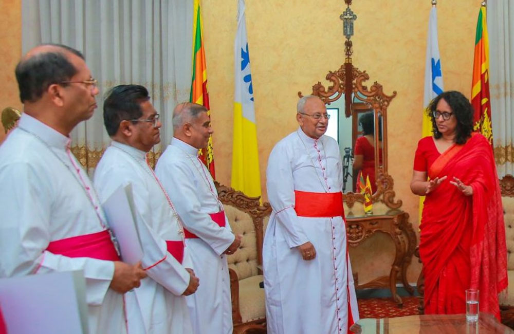 අධ්‍යාපන ප්‍රතිසංස්කරණ ගැන කාදිනල් හිමිපාණන් අගමැතිනියගෙන් කළ ඉල්ලීම