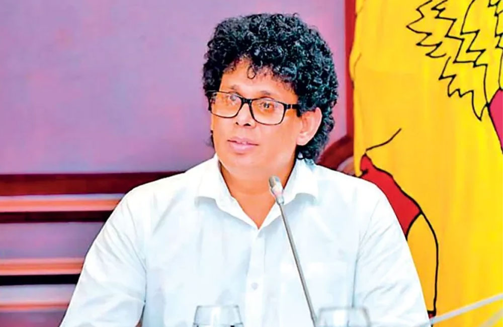 ඇමති වසන්ත සමරසිංහට ප්රශ්න දහයක්