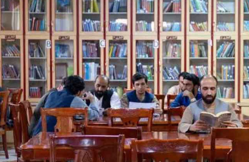 ඇෆ්ගන් සරසවිවල කාන්තාවන් ලියන ලද පොත් තලේබාන්වරු තහනම් කරයි