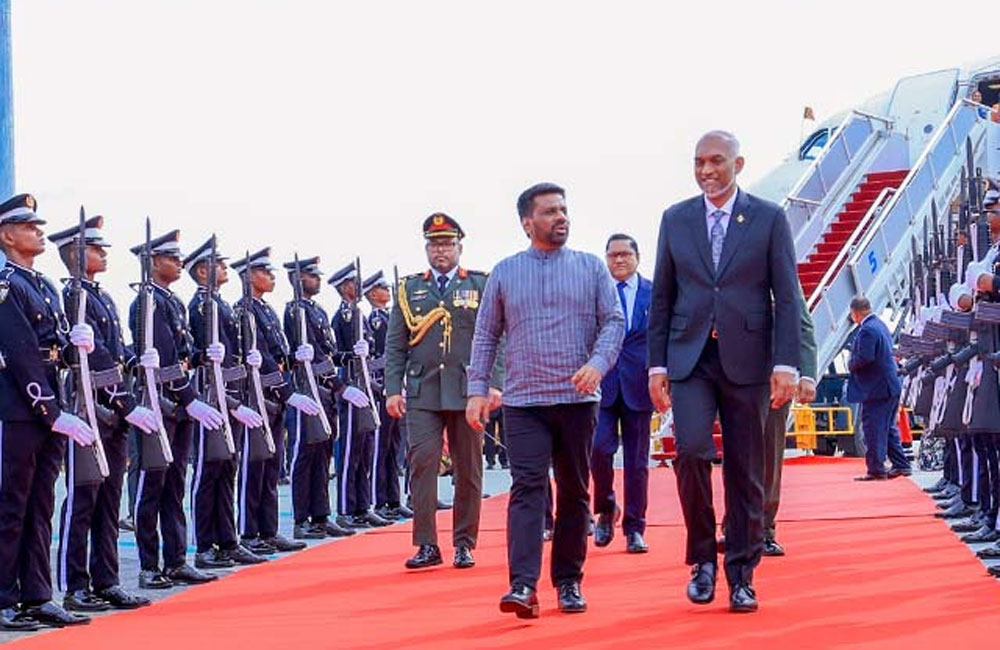 ජනපති මාලදිවයිනට ළඟා වෙයි