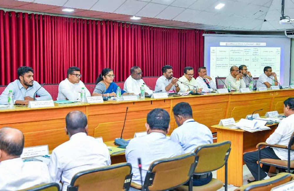 නිල්වලා ලවණ බාධකය ගැන විශේෂඥ කමිටුවක් පත් කරන්න ජනපතිගෙන් උපදෙස්