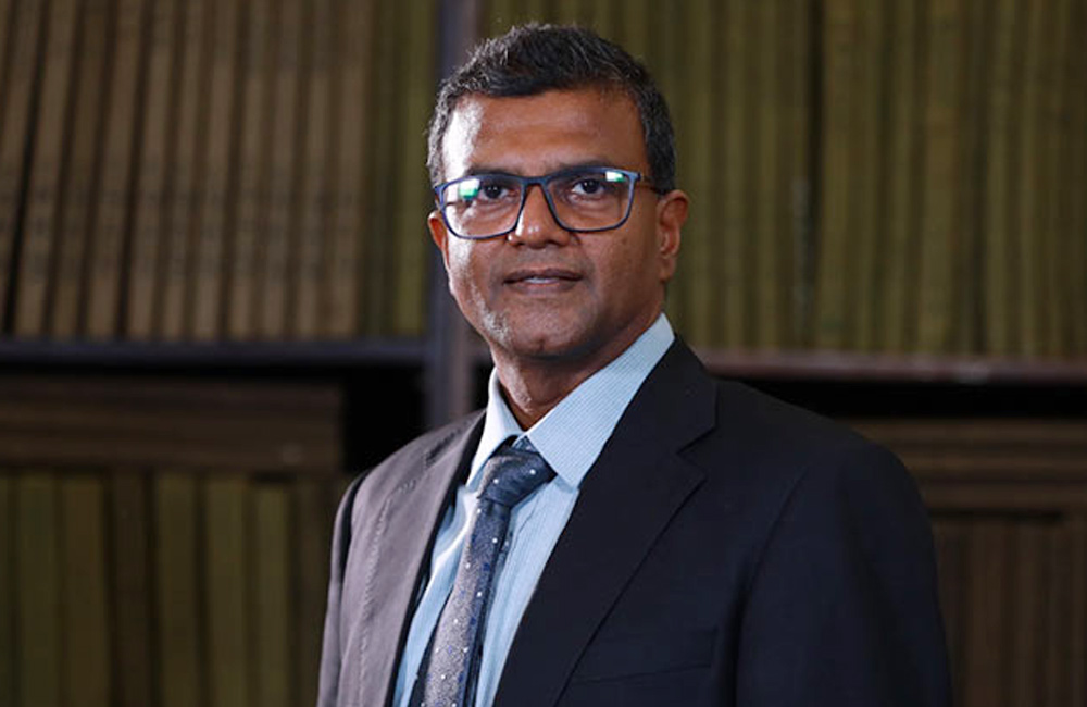 ආචාර්ය හර්ෂණ සූරියප්පෙරුම මුදල් අමාත්‍යාංශයේ ලේකම් ධුරයට