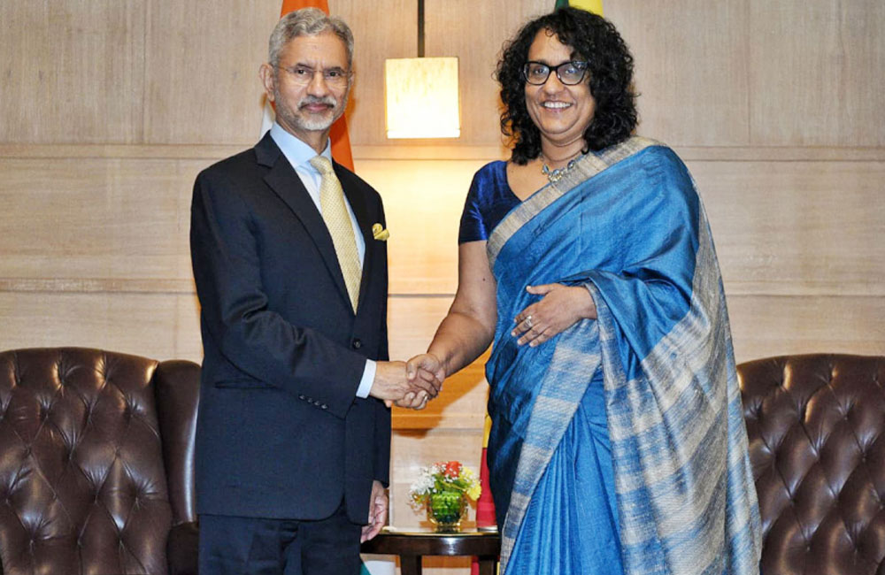 අගමැතිනිය නවදිල්ලියේ දී ඉන්දීය විදේශ කටයුතු අමාත්‍ය ආචාර්ය එස්, ජයශංකර් හමුවෙයි