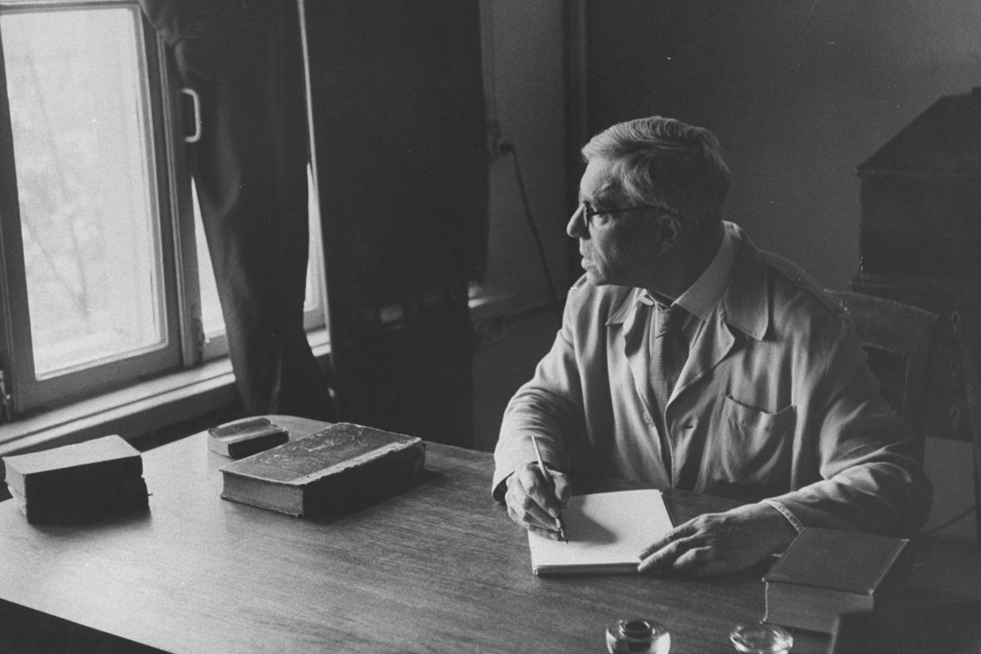 9d5366d1270f02f7b7251b6bc1a7d6efea26d3b0