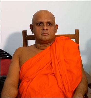ඊතල වැටුණු වැවේ ඤාණතිලක හිමි