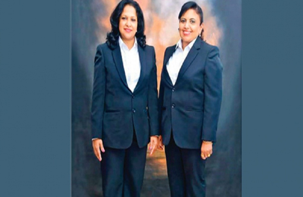 නීතිඥවරියන්ට නව ඇඳුමක්