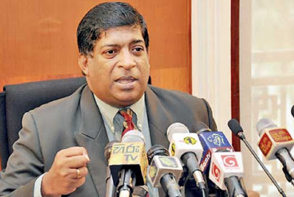 රවී අත්අඩංගුවට ගැනීමට වාරණයක් !