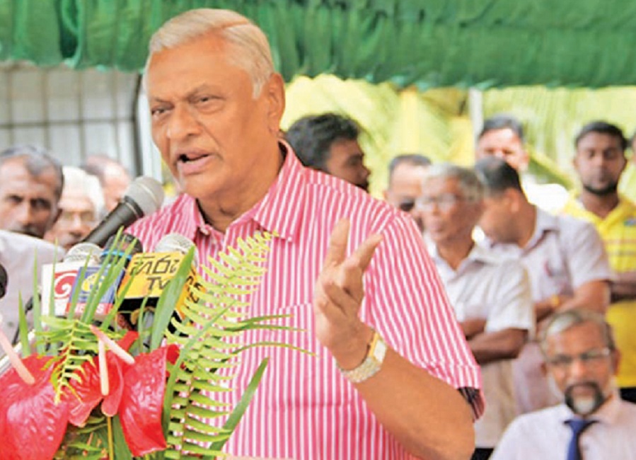  අමරේ උකුස්සා කරයි - ශ්‍රීලනිපයට මනාප දෙන්න එපා : චමල් ප්‍රසිද්ධියේ කියයි !